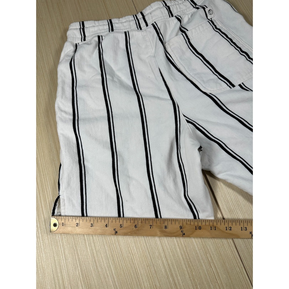 Free Planet Sweat Shorts Mens Medium White Black Striped Fleece Lined Drawstring - Picture 4 of 4